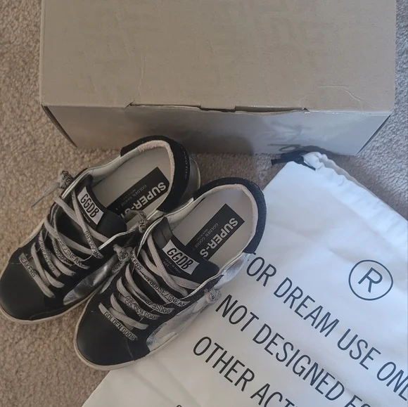 ❌️ SOLD ❌️ Golden Goose Superstar Sneakers (EU 36) - Picture 5 of 13